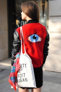 EYE SWEAT, CHEMISE EYE, T-SHIRT EYE, L' IMPRIME "EYE" EST PARTOUT!