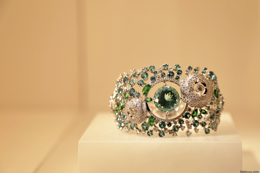 biennale-des-antiquaires-2014-chanel-bracelet