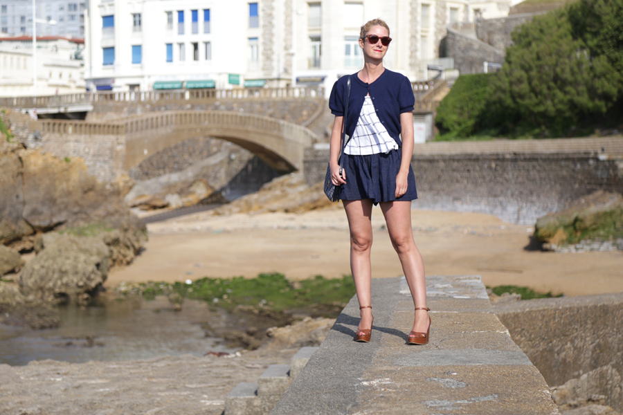 navy-bloomer-outfit