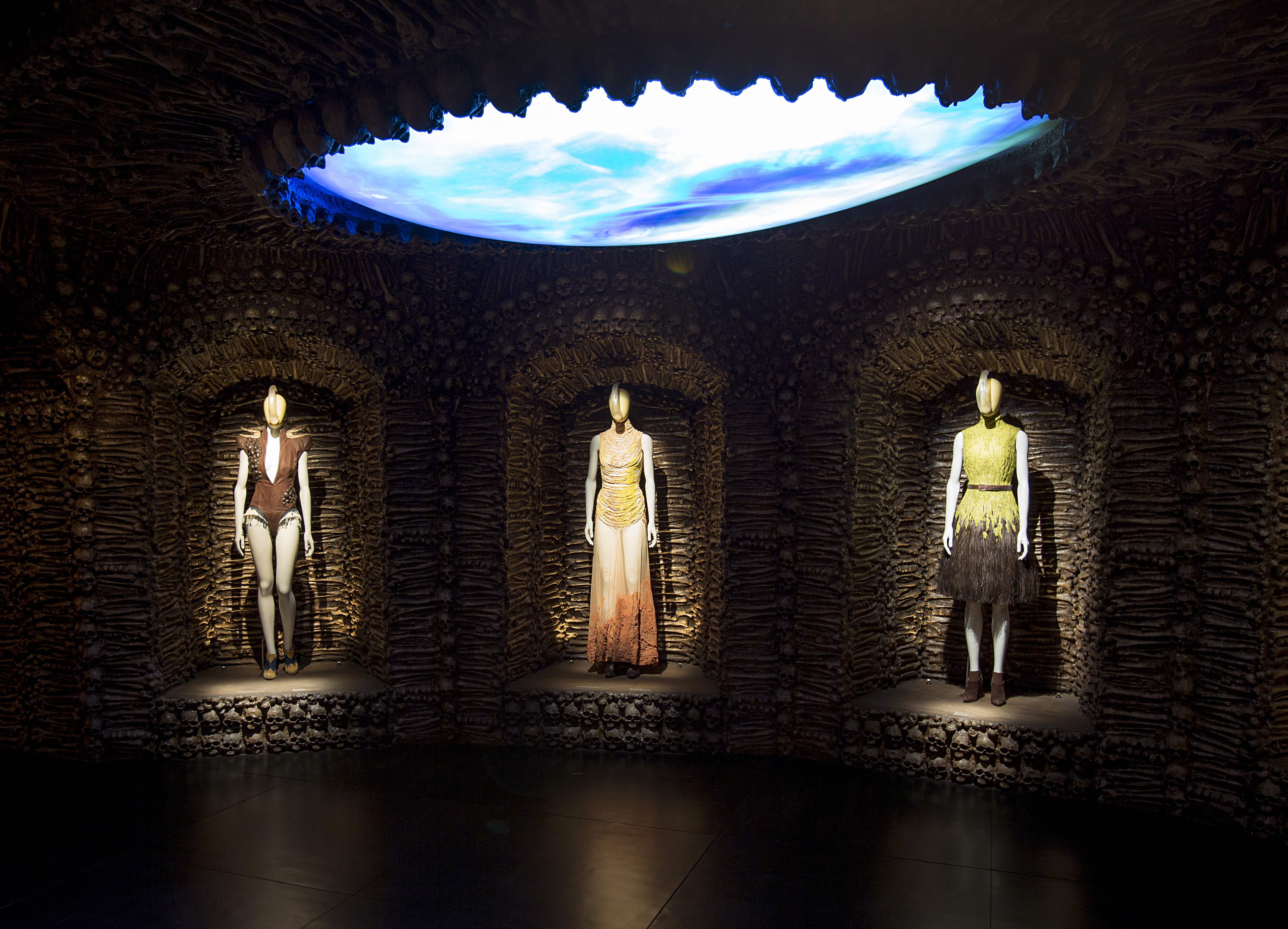 4._Installation_view_of_Romantic_Primitivism_gallery_Alexander_McQueen_Savage_Beauty_at_the_VA_c_Victoria_and_Albert_Museum_London