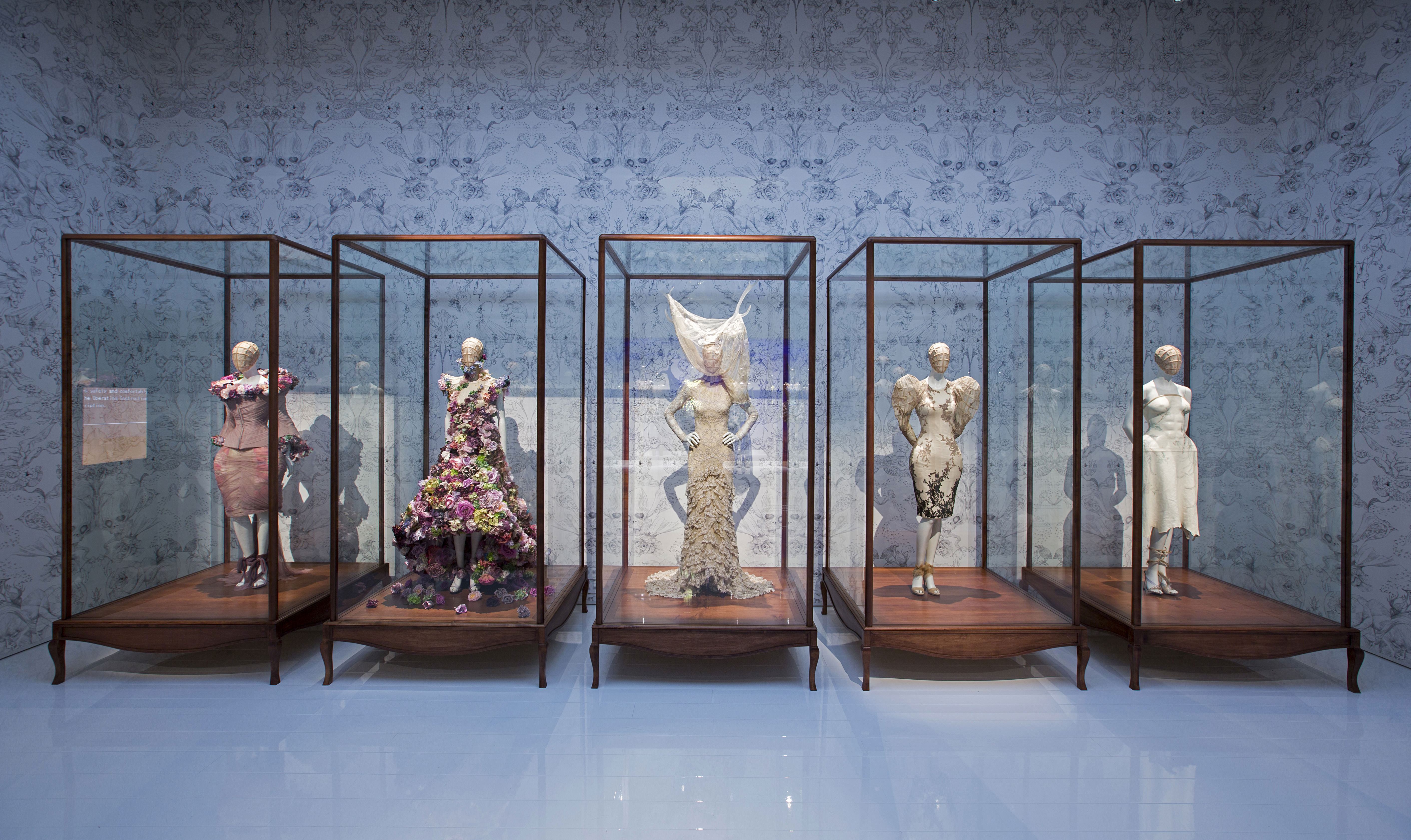 9._Installation_view_of_Romantic_Naturalism_gallery_Alexander_McQueen_Savage_Beauty_at_the_VA_c_Victoria_and_Albert_Museum_London