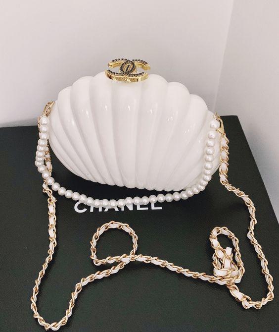 chanel shell bag mother of pearl