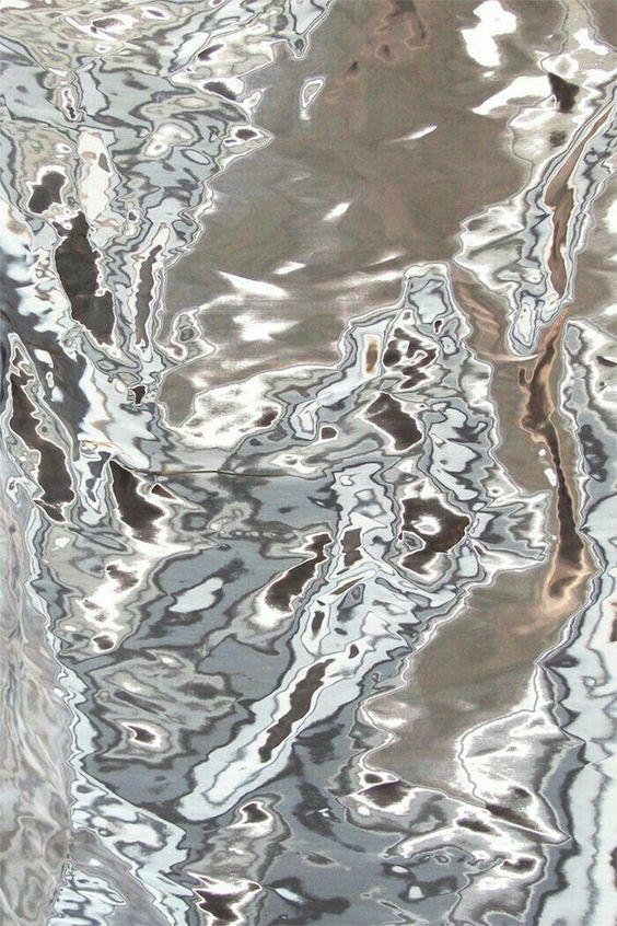 iridescent aluminium fold fabric